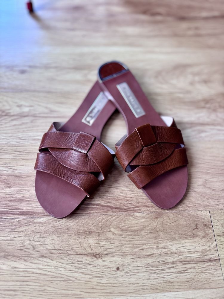 Кожени чехли Zara