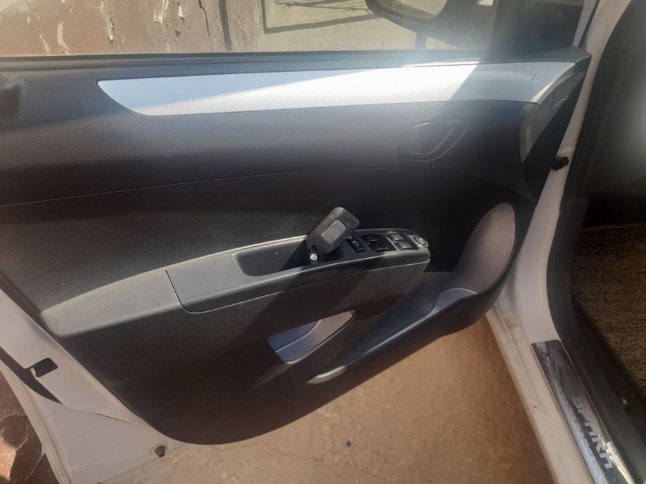 Spark 2018 4-pozitsiya Full Avtomat karobka srochna sotiladi