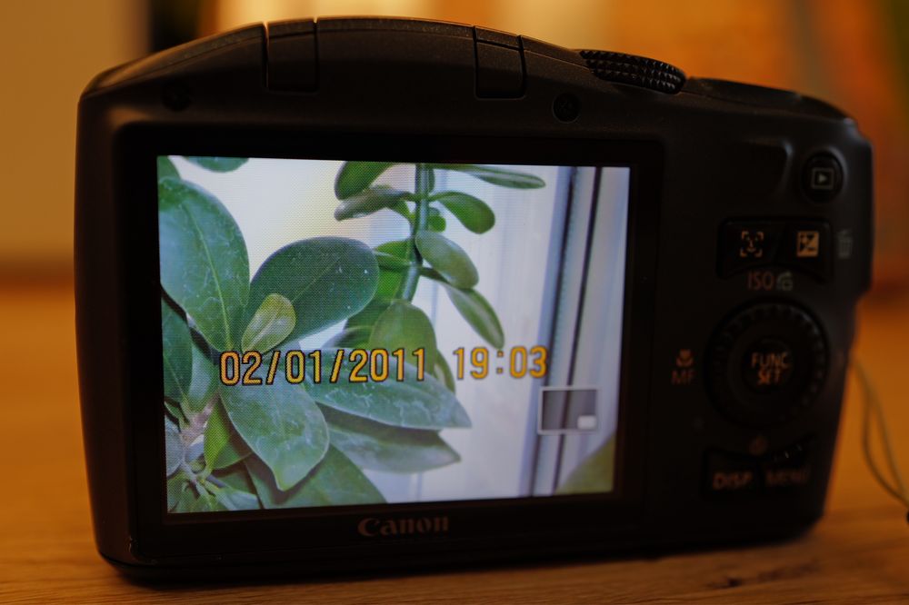 Aparat foto Canon Powershot SX130 IS digital impecabil baterii AA ITP