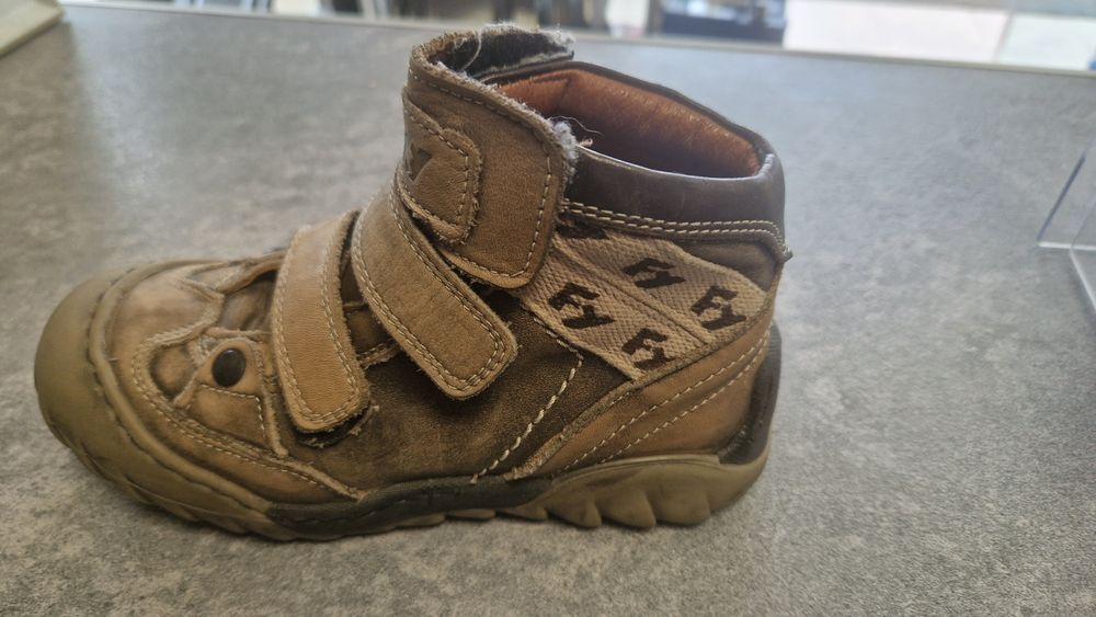 Детски боти от Португалия