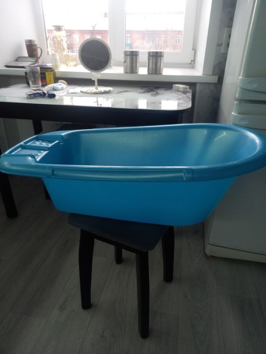 Продам детскую ванночку для купания