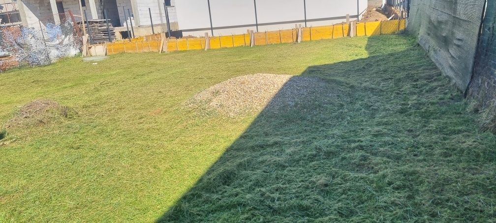 Oferim servicii de tuns/cosit iarba