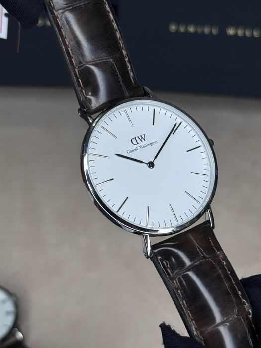 Продаю "Daniel Wellington" slim