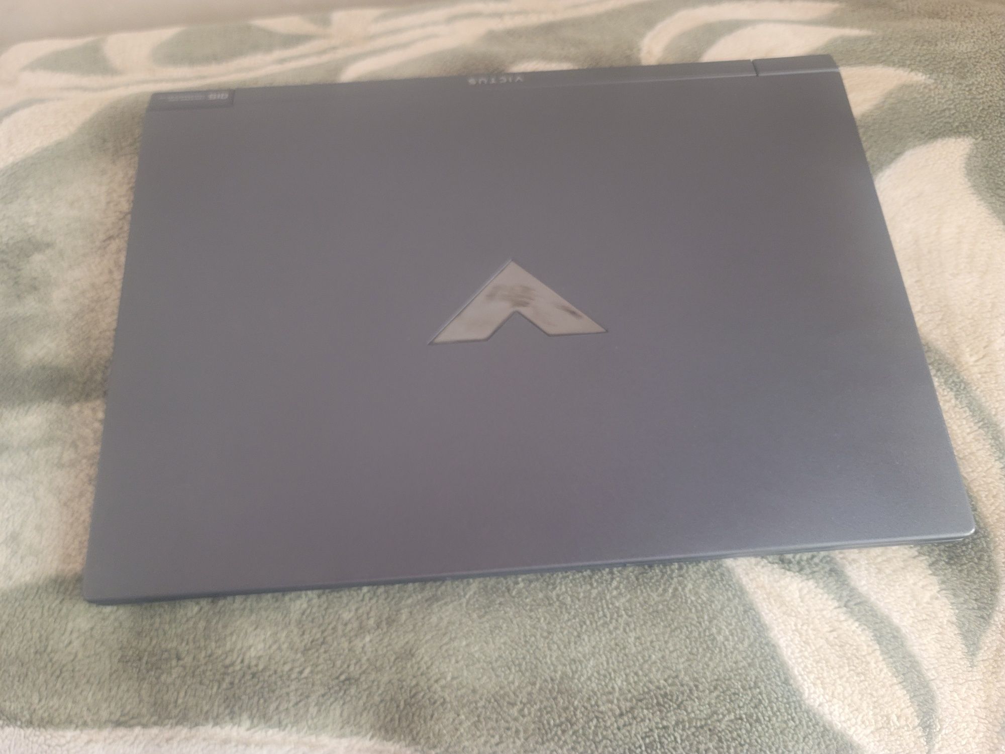 Hp Victus black 8/512