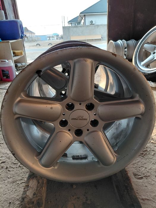 R18 BMW AC Schnitzer