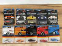 84 de jucării Hot Wheels nedeschise și 4 Matchbox nedeschise