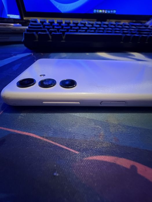 samsung a04s  in stare ok