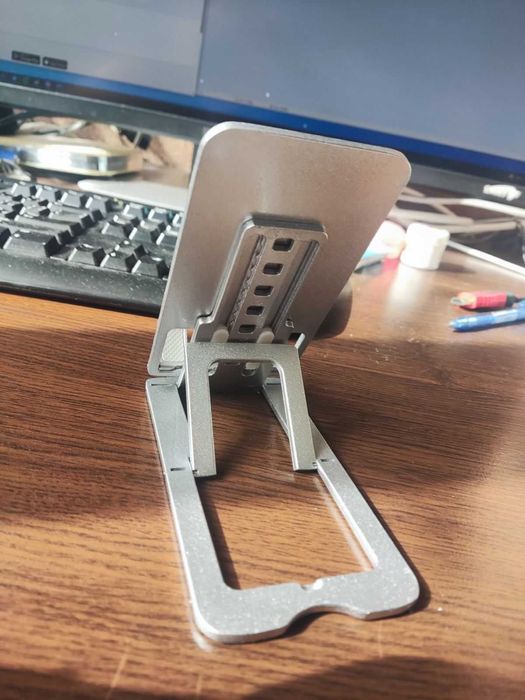 Нова стойка за телефон за бюро