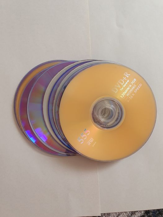 DVD R -  диски .