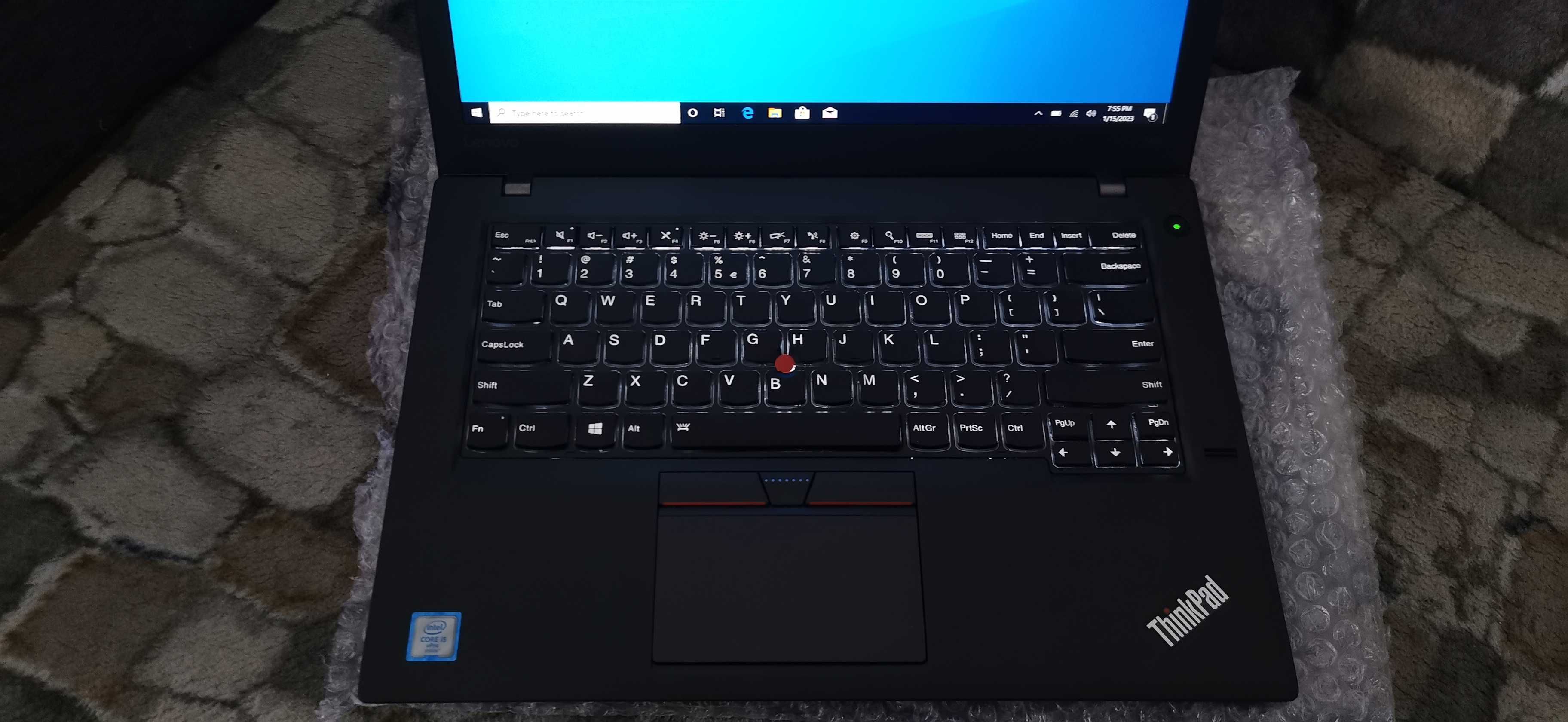 Ultrabook Lenovo   touchscren cu procesor Intel® Core™ i5-6300U
