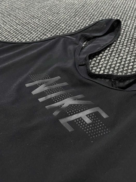 Nike потник дамски M размер
