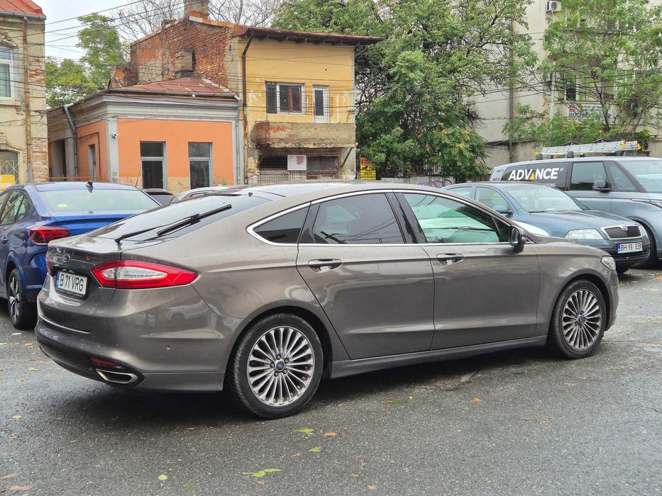 Ford Mondeo 2.0 TDCI 180cp Powershift