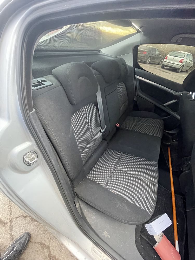 Peugeot 407 2.0дизел136к.с НА ЧАСТИ