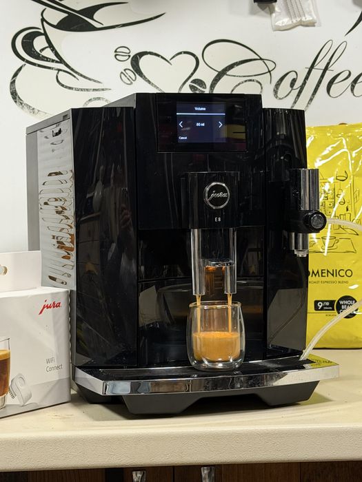 Кафемашина кафе автомат JURA E8 PIANO BLACK WİFİ с гаранция
