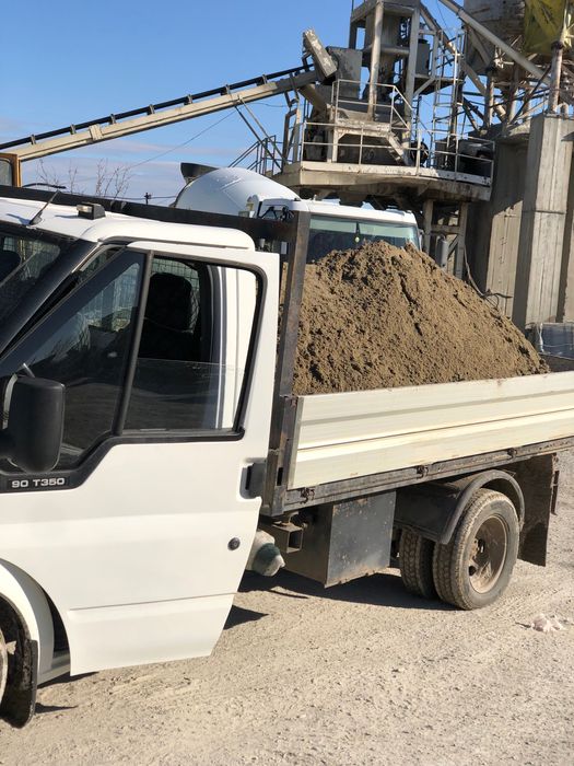 ***Transport pământ negru-galben***