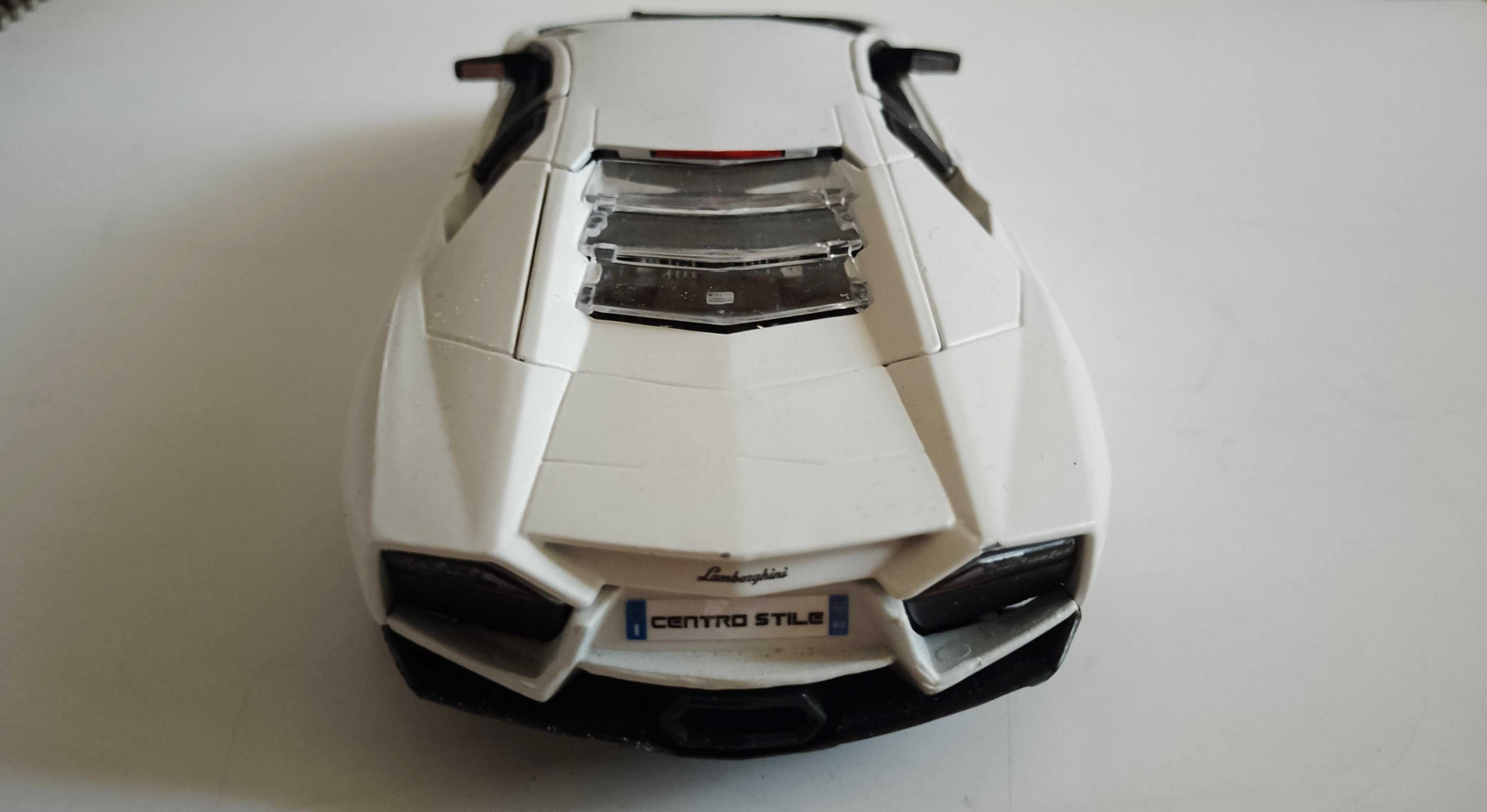 Bburago Lamborghini Reventon 1:24
