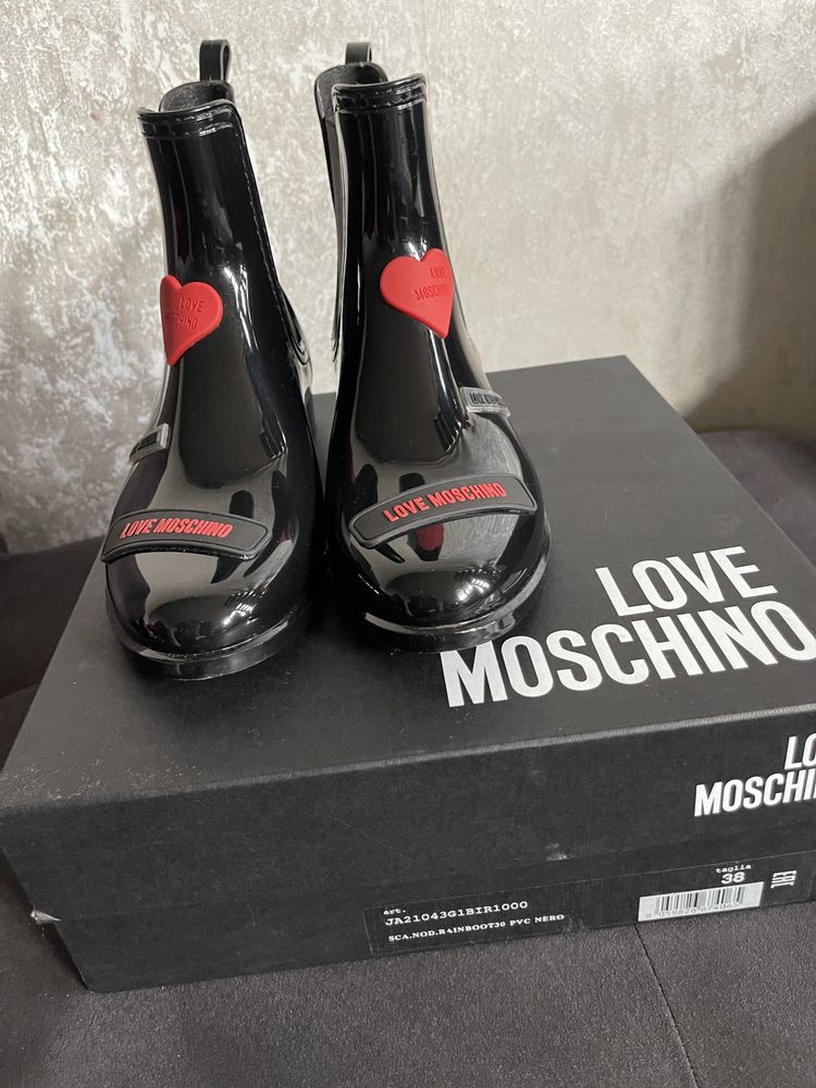 Боти тип челси-Love Moschino