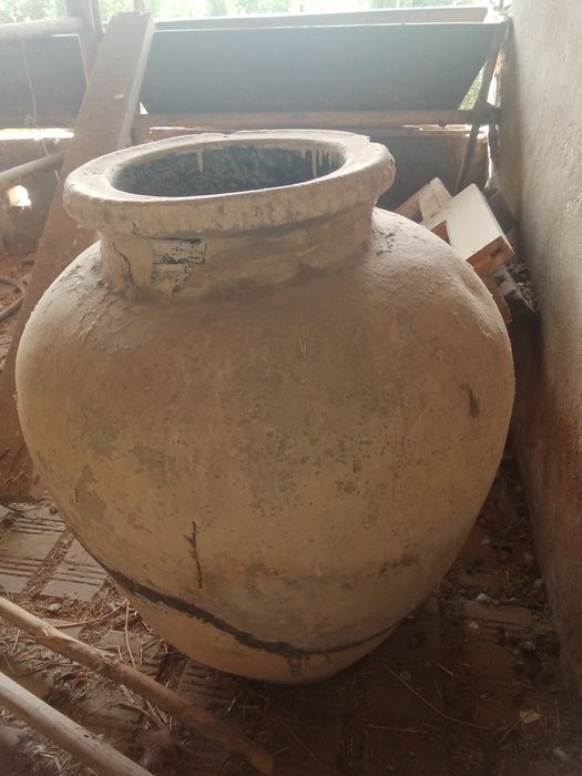 Xum kamida 90 yillik sotiladi butun yaxshi saqlangan
