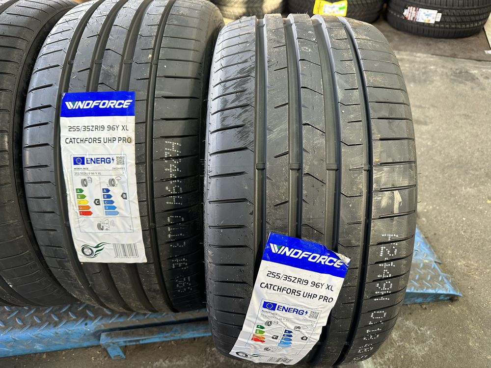 255/35 R19 WINDFORCE UHP anvelope noi vara /Montaj inclus
