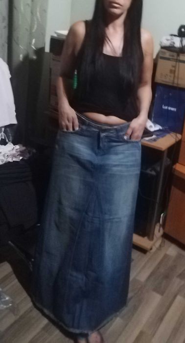 Дънкова пола -М / Л размер