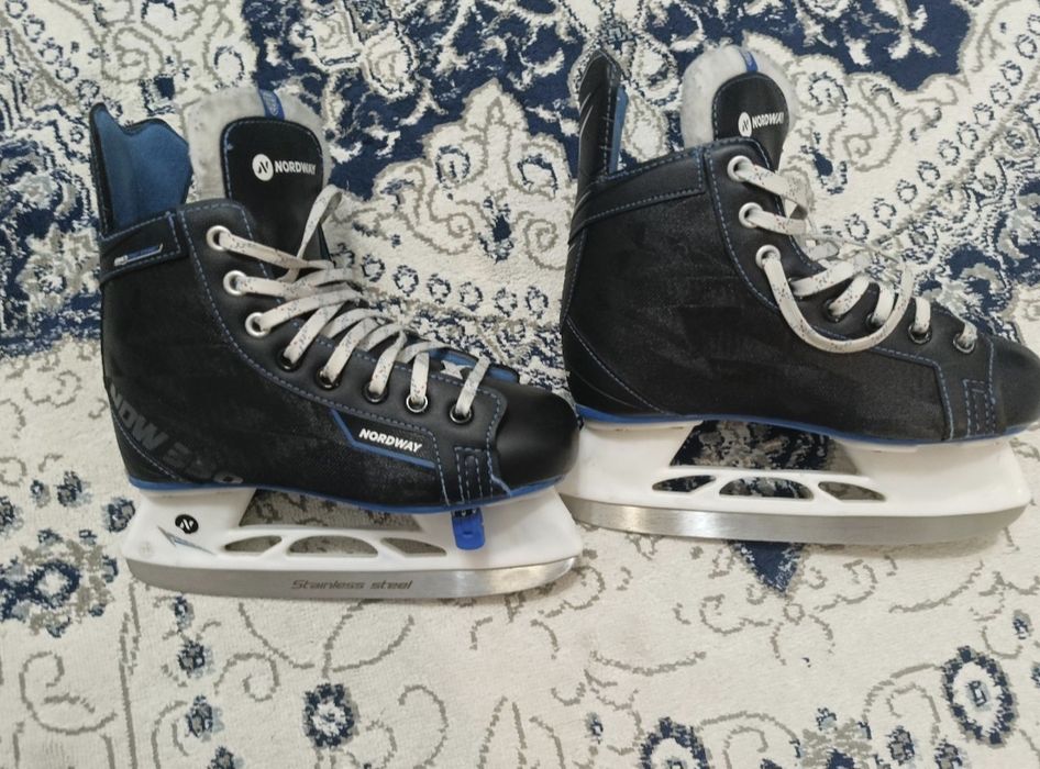 Продам коньки дешево