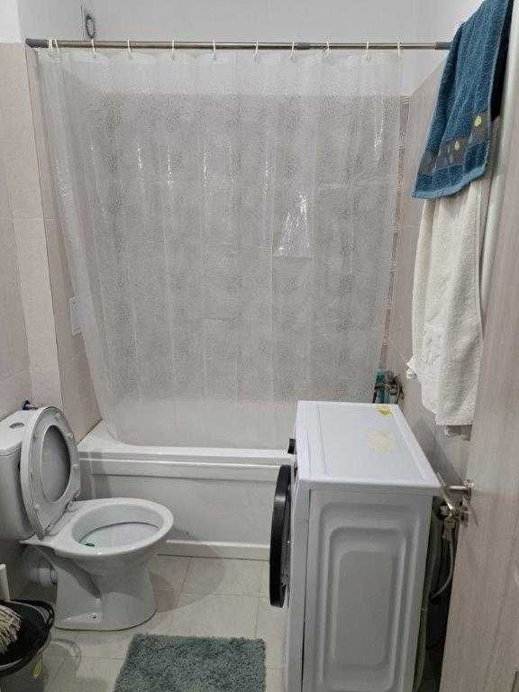 Inchiriez garsoniera Tineretului, Proprietar