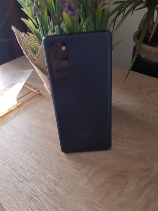 Samsung S 20 in stare foarte buna