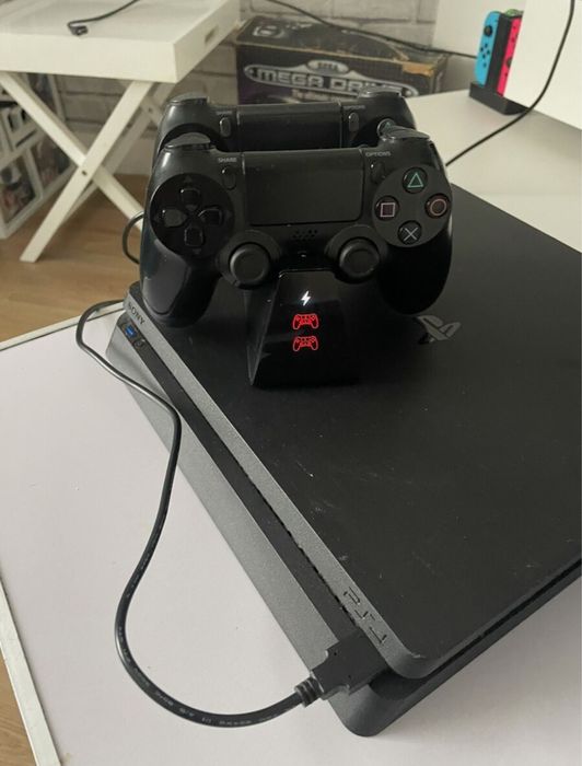 Ps4 slim 1 tb 2 manete