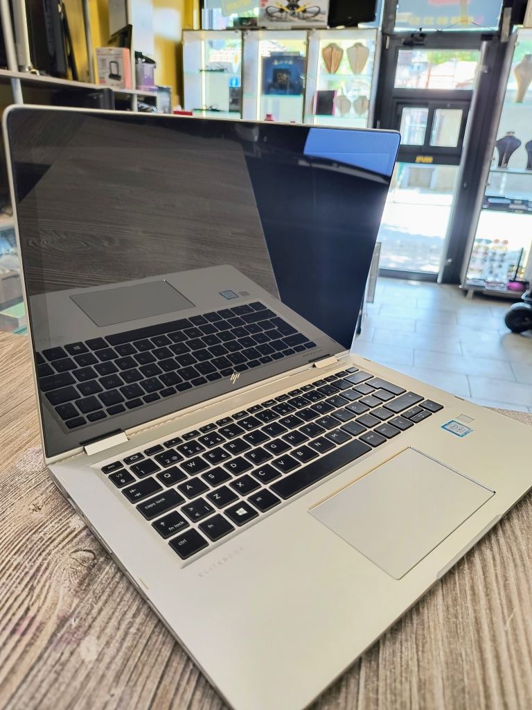 Лаптоп HP EliteBook x360 1030 G2 13.3" Тъчскрийн i5 7200U / 8RAM