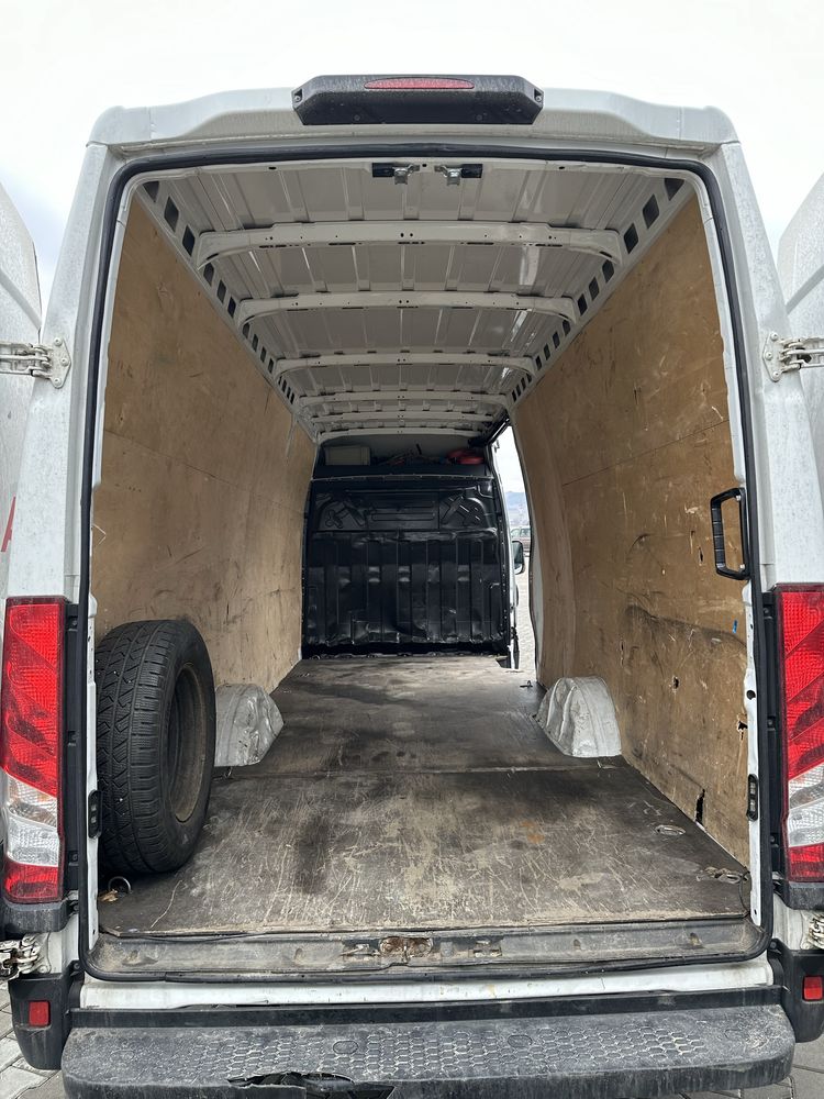 Iveco Daily 2021 3.0 Automat