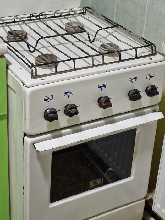 Продаётся советская газовая плита