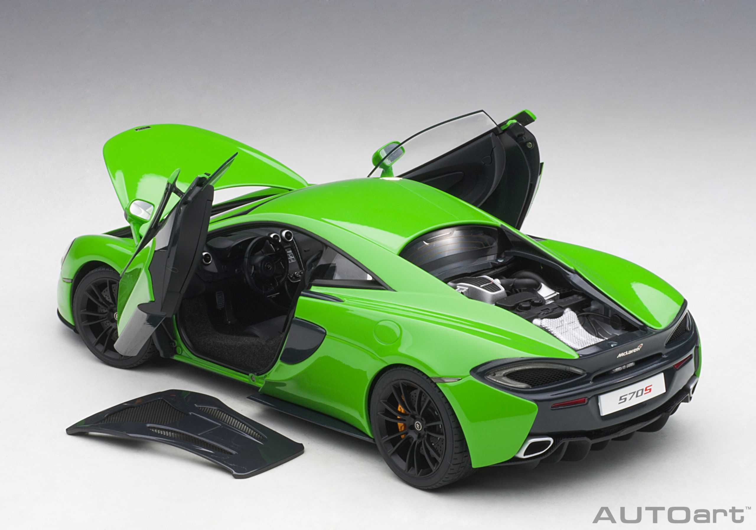 McLaren 570S Mantis Green - 1:18 AUTOart