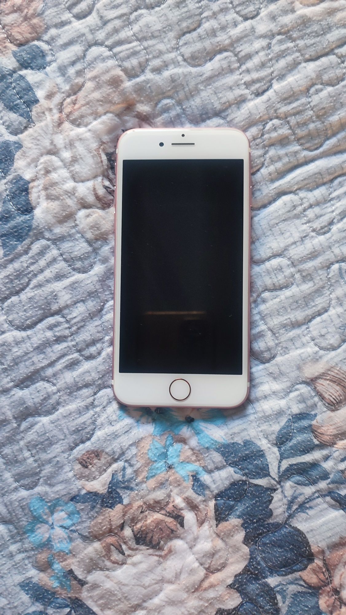 iPhone mobile 7 sotiladi