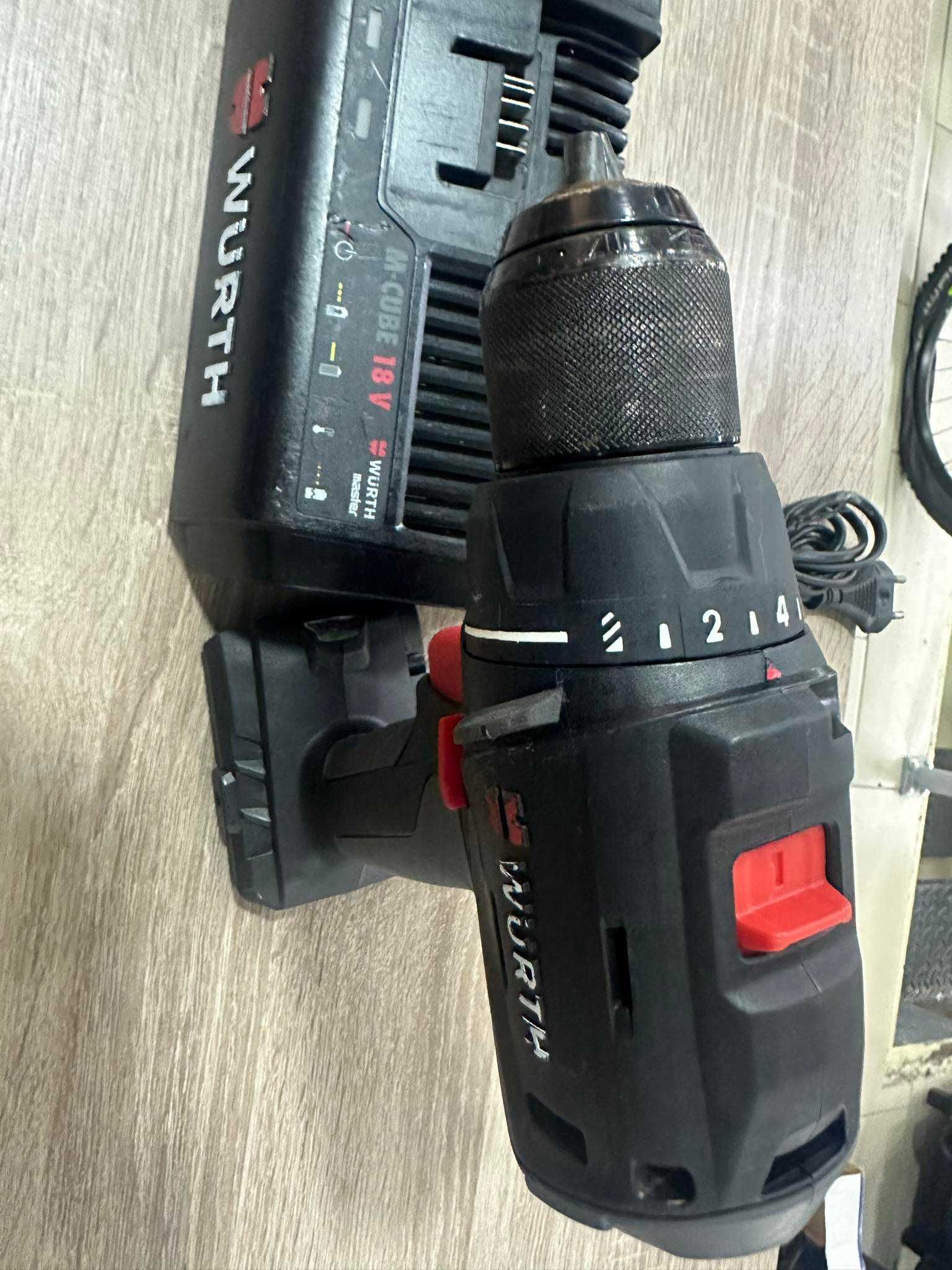 Продавам Аку. Винтоверт ABS 18 M-CUBE 2x5.0 Ah зарядно и батерия