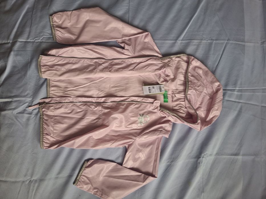 Яке Benetton за момиче 7-8 г., ново