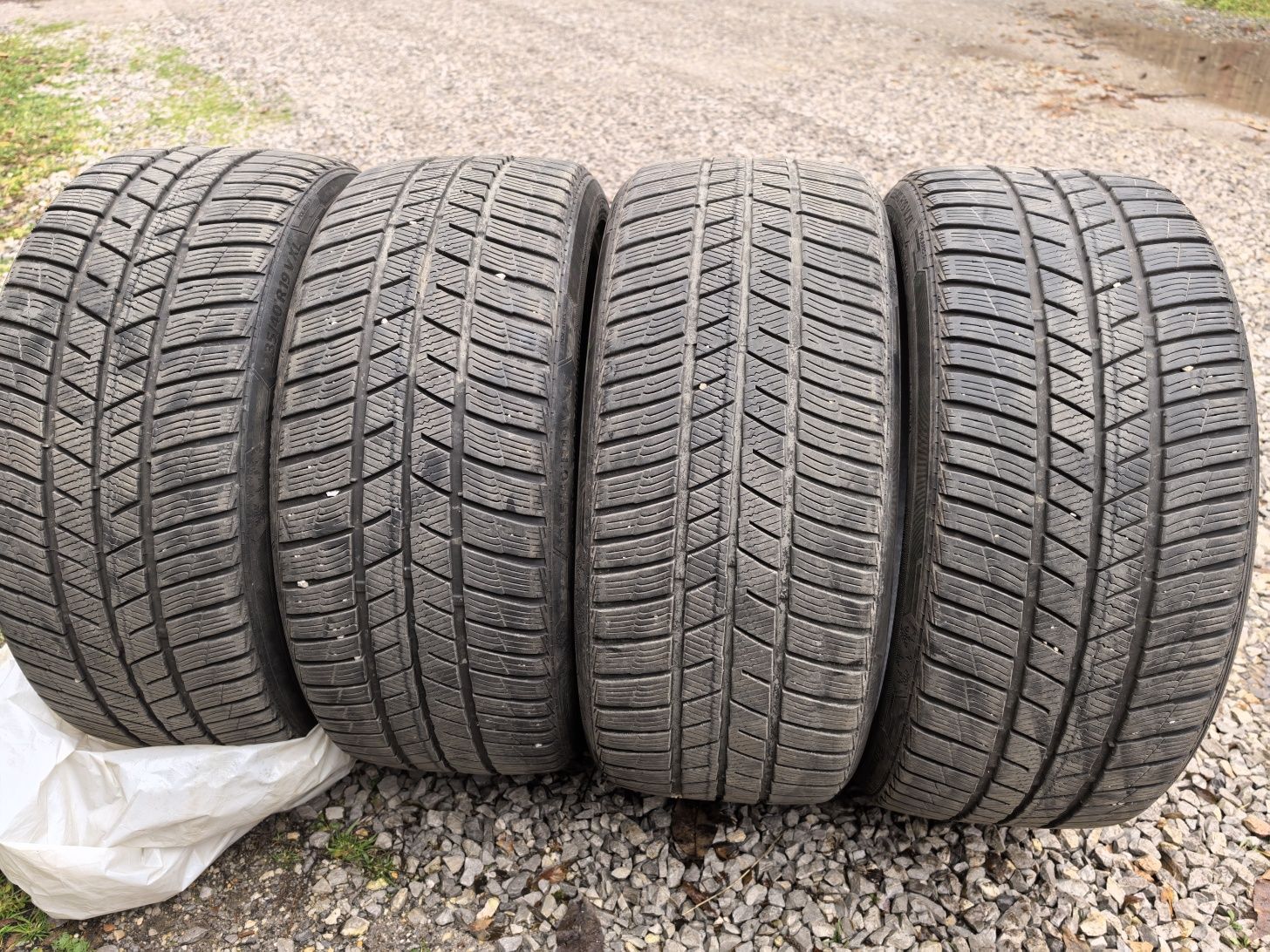 235/40 R19 - 4 броя гуми M+S. Barum Polaris 5