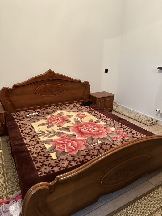 Спальны гарнитур 150к