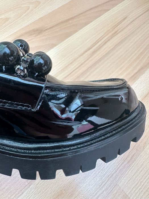 Дамски мокасини черни лачена еко кожа