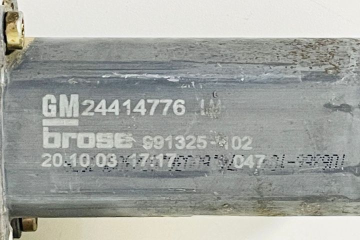 Motoras macara  geam stanga spate 24414776 Opel Vectra C