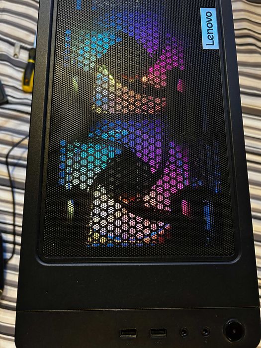 Геймърски Ryzen7 5800/RТX 3070/32gb рам/Nvme 1tb/LENOVO Legion/RGB Top