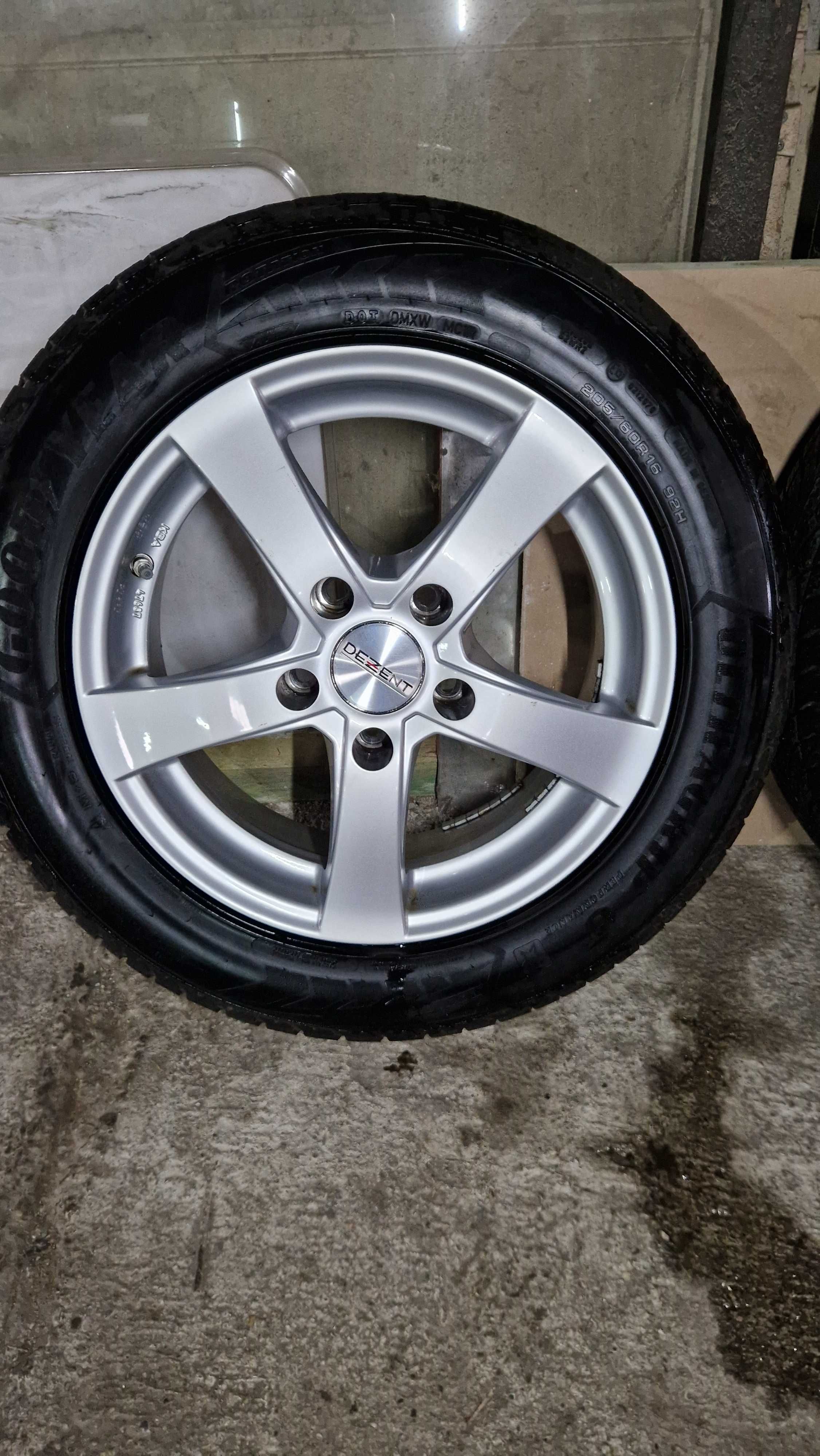 BMW E60 джанти със зимни гуми 205/60/16 7J ET35 5×120 ЦО70 + СЕНЗОРИ