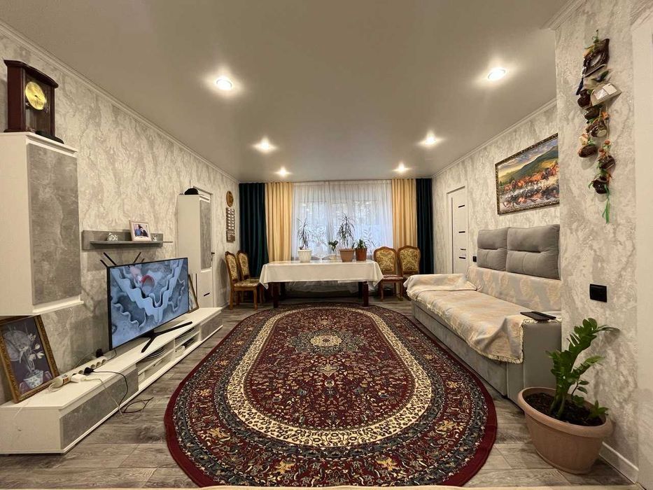 Продам 4х квартиру на 6 мкр