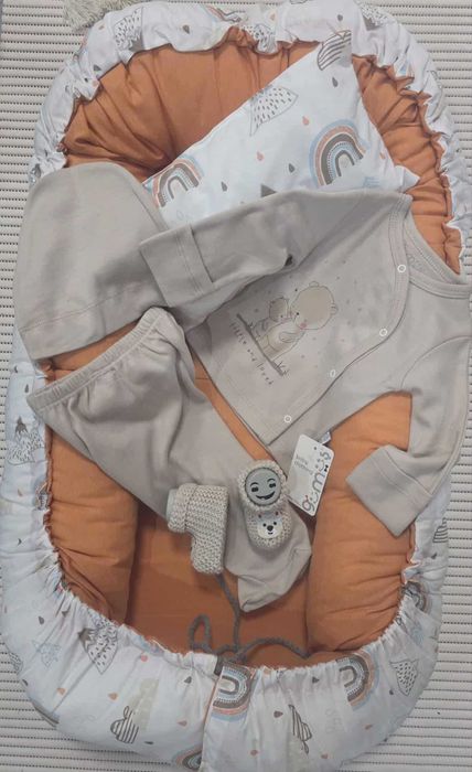 Предложения за подарък за новородено Гнездо с дрешки