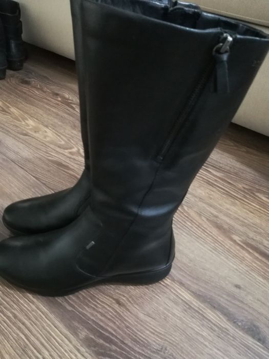 Vând cizme damă mărimea 41 Ecco