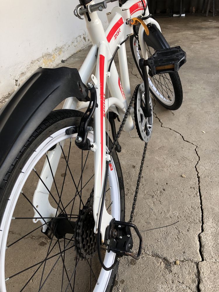 Vand bicicleta pentru mai multe detali mesaj in privat