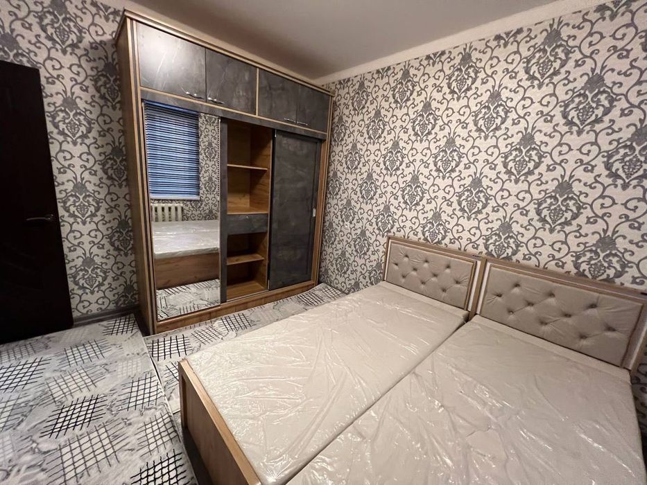 Сдается 3х комнатная квартира 
С обстановкой 
В горде Алмалыке