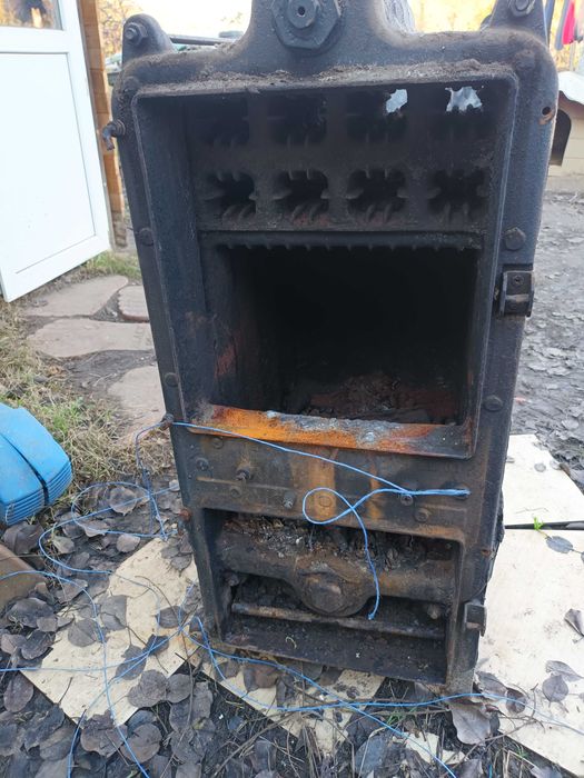 Vand centrala Dunatech 28 kw pentru piese. Primul element (usa ) spart