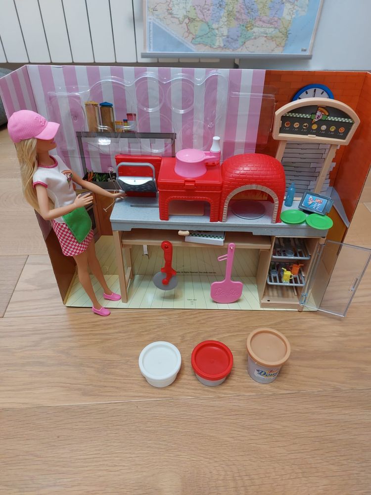 Papusa Barbie Pizza Chef