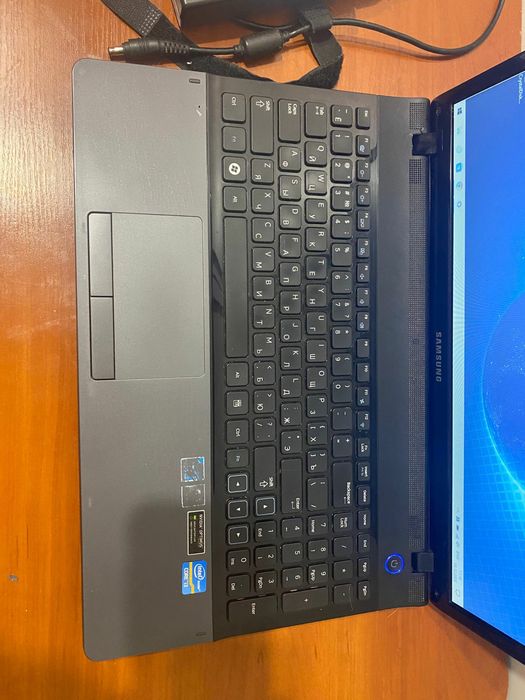 Samsung intel core i3/Nvidia GeForce/SSD/OZU 8GB