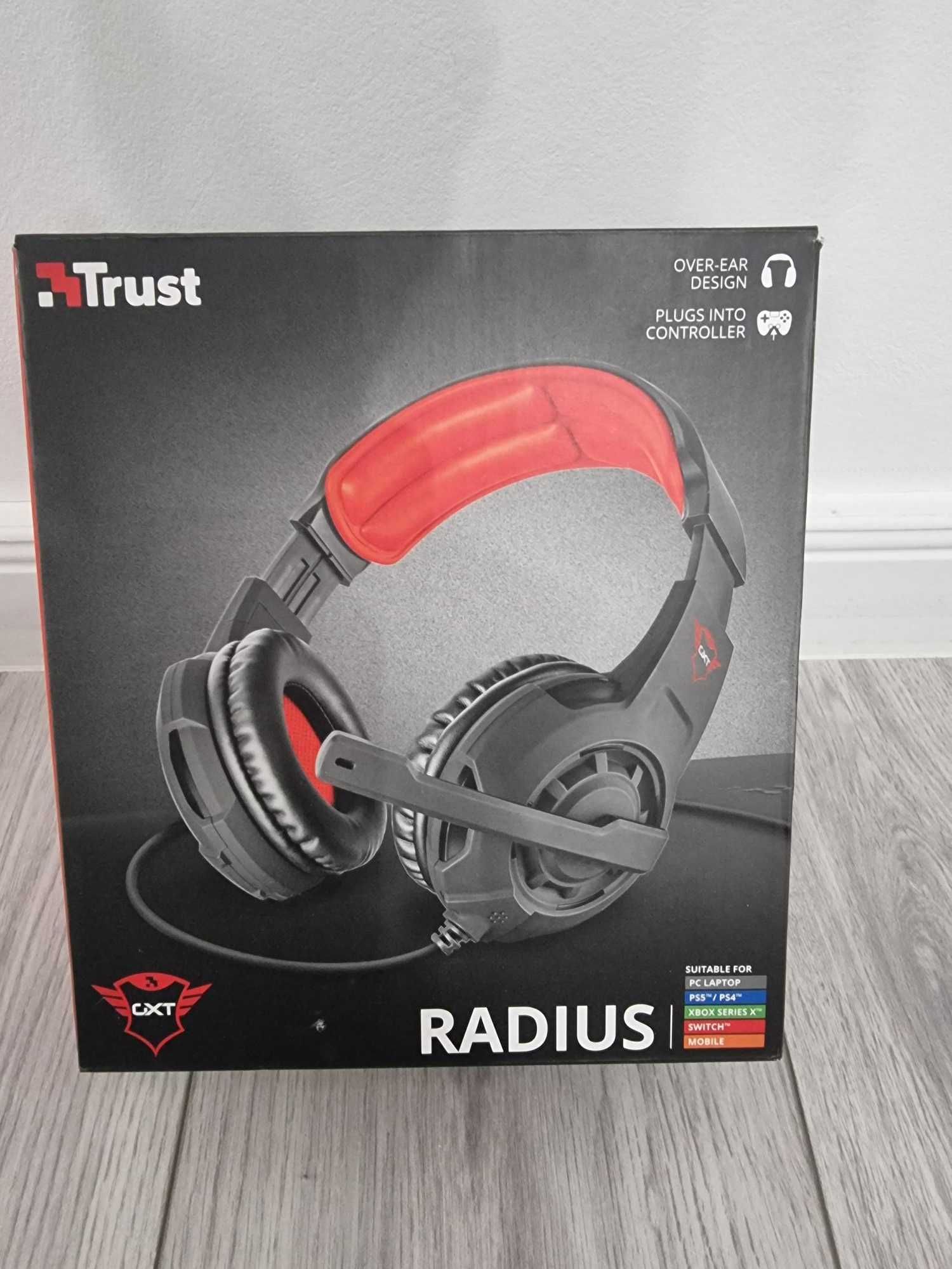 Casti Gaming Trust GXT 310, Negru/Rosu, foarte putin folosite, ca noi!